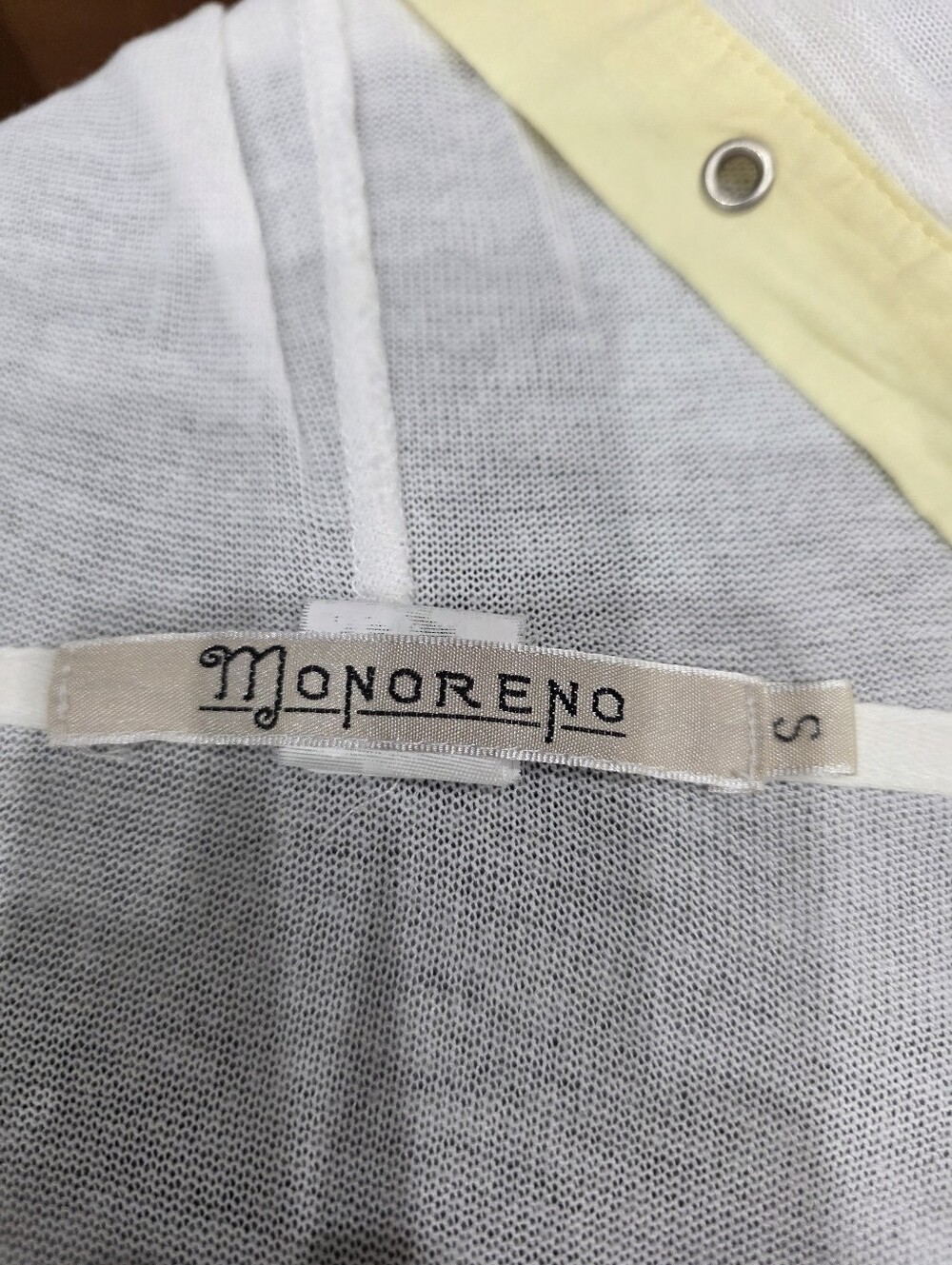 Monoreno Light Cream Hooded Button-Accent Top - Picture 4 of 5